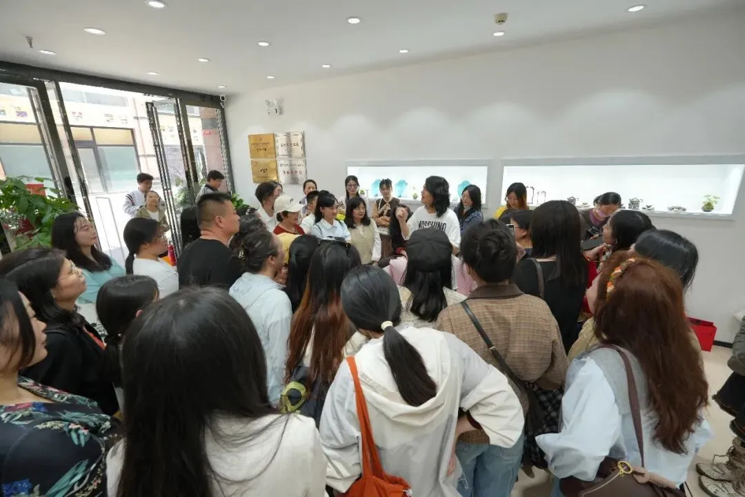 国家级非遗苏州玉雕代表品牌“于生一”落户武汉_https://www.izongheng.net_快讯_第6张