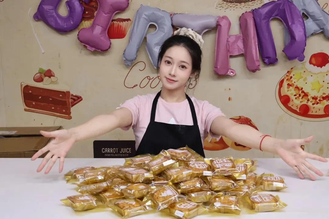 “擦边”的世界冠军吴柳芳，终于还清了债