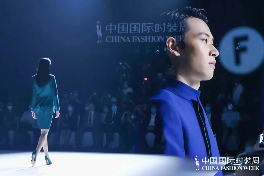 加冕正装设计桂冠！中国正装顶尖大赛见证南山智尚角逐新赛道