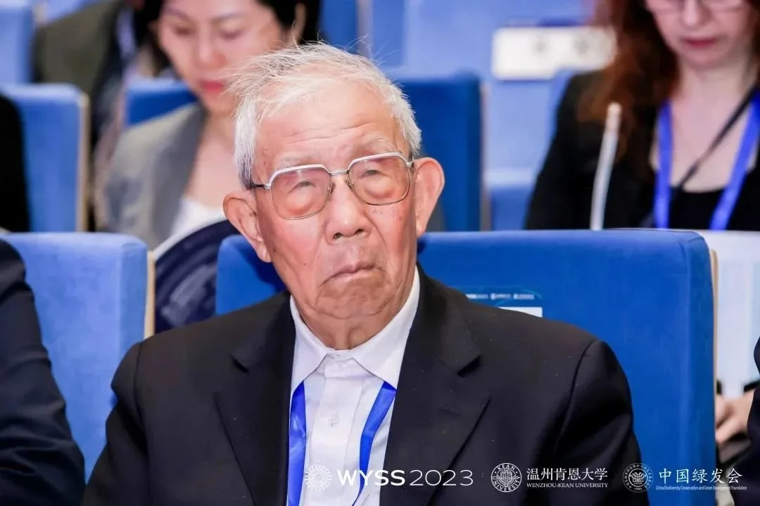 图：中国科学院院士 刘以训