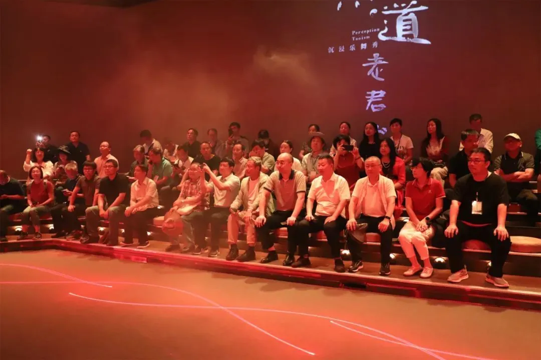 “全国文学名家走进栾川老君山书写山乡巨变”活动启动仪式在老君山景区举行-栾川老君山民间传说故事