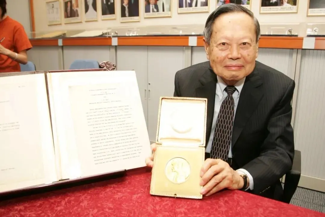 18年过去了，当年28岁嫁给8旬老人的翁帆，如今怎么样了-翁帆为什么嫁82