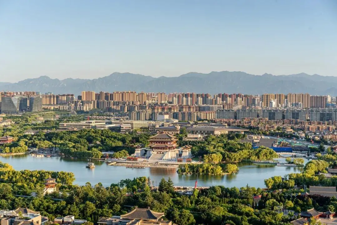目标2万亿，西北第一城“背水一战_https://www.izongheng.net_快讯_第2张