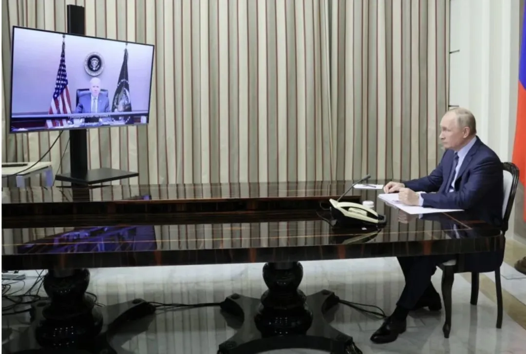 ��2021��12��7�գ�����˹��ͳ�վ���ʱ�������ݵǾ�����Ƶ���������ڿ������ž��ơ�ͼԴ��PBS News