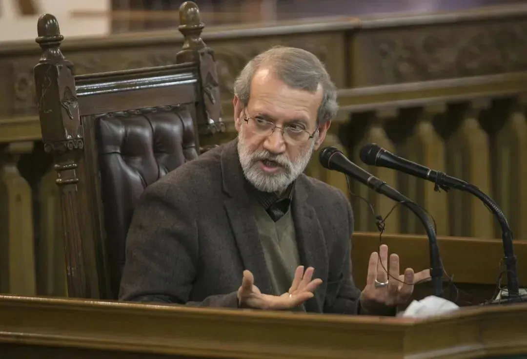 唐駁虎：福特號臨陣脫逃，林肯號獨木難支，美軍航空母艦潰退為哪般？