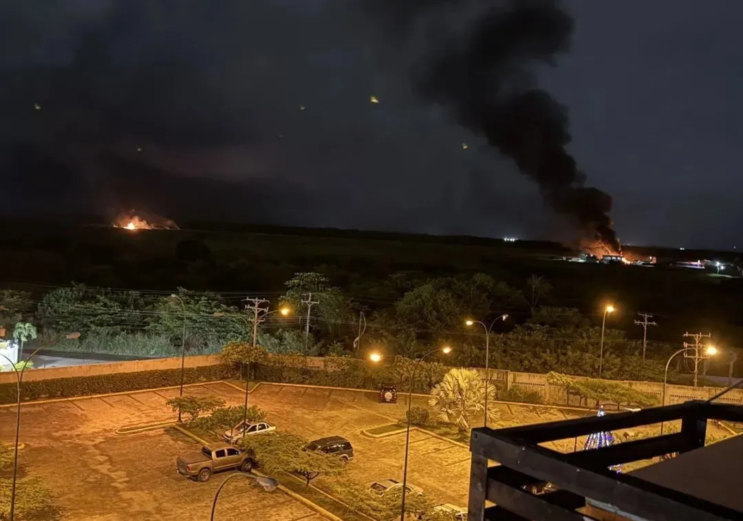 唐驳虎：美军突袭委内瑞拉，特朗普演都不演了