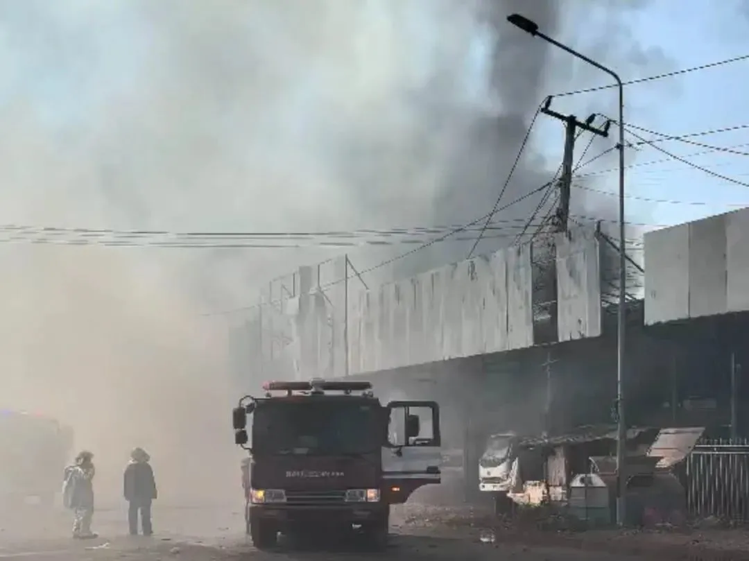 老挝一商铺燃爆，已致包括中国公民在内4人死亡