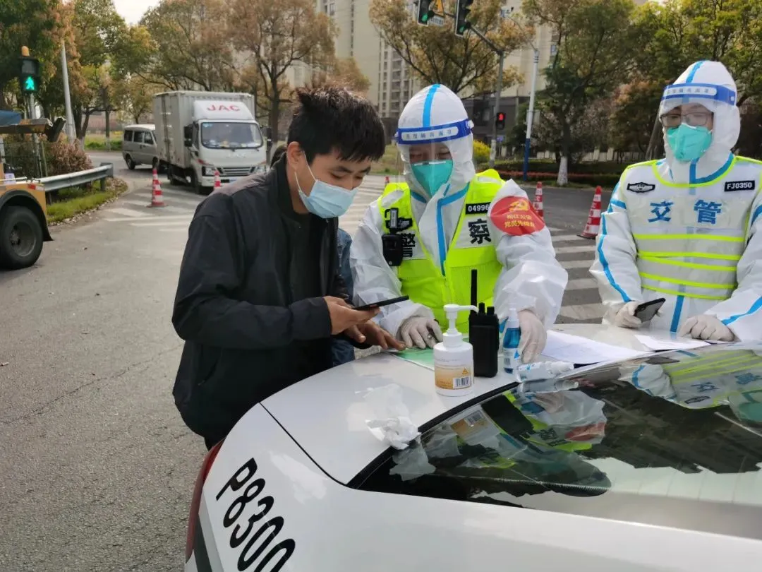 这些奋战在抗疫一线的妈妈们，她们的母亲节愿望是……-抗击疫情中的妈妈