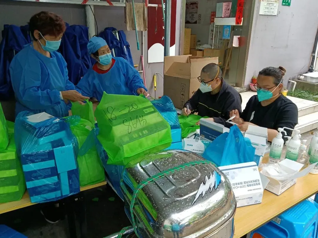 这些奋战在抗疫一线的妈妈们，她们的母亲节愿望是……-抗击疫情中的妈妈