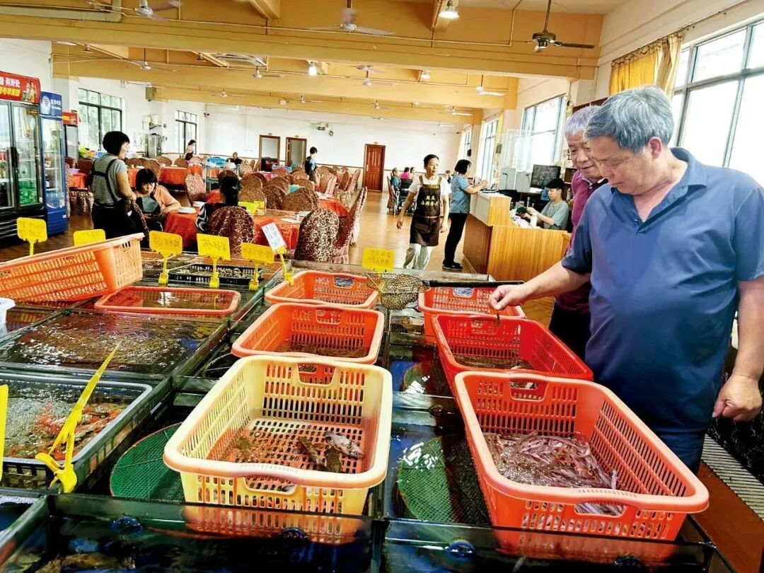 广东珠海市一家看菜点菜的海鲜餐厅 图/受访者提供