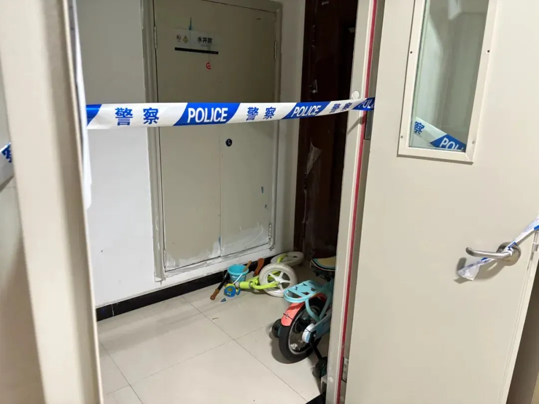 ◎ 出事后，刘家门前被贴上警戒封条