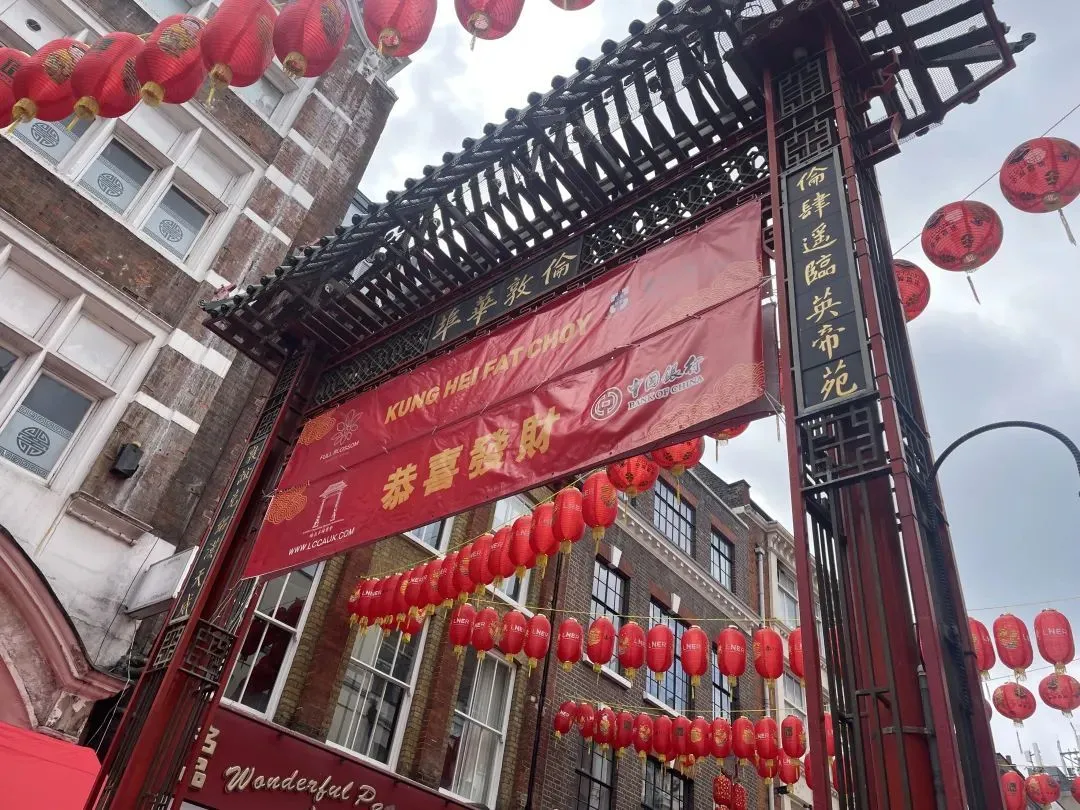 唐人街的中国味 图源：霞光社