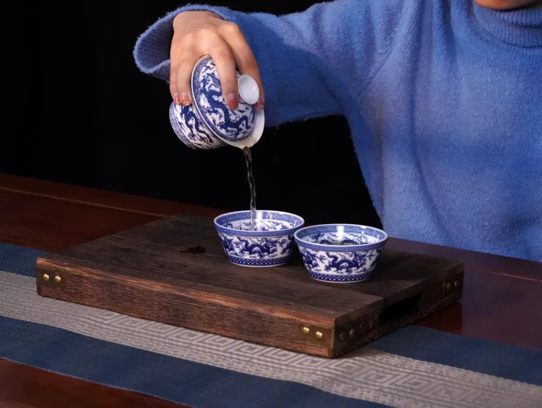 8.97亿！这口青花九龙缸，被还原出来了！_凤凰网
