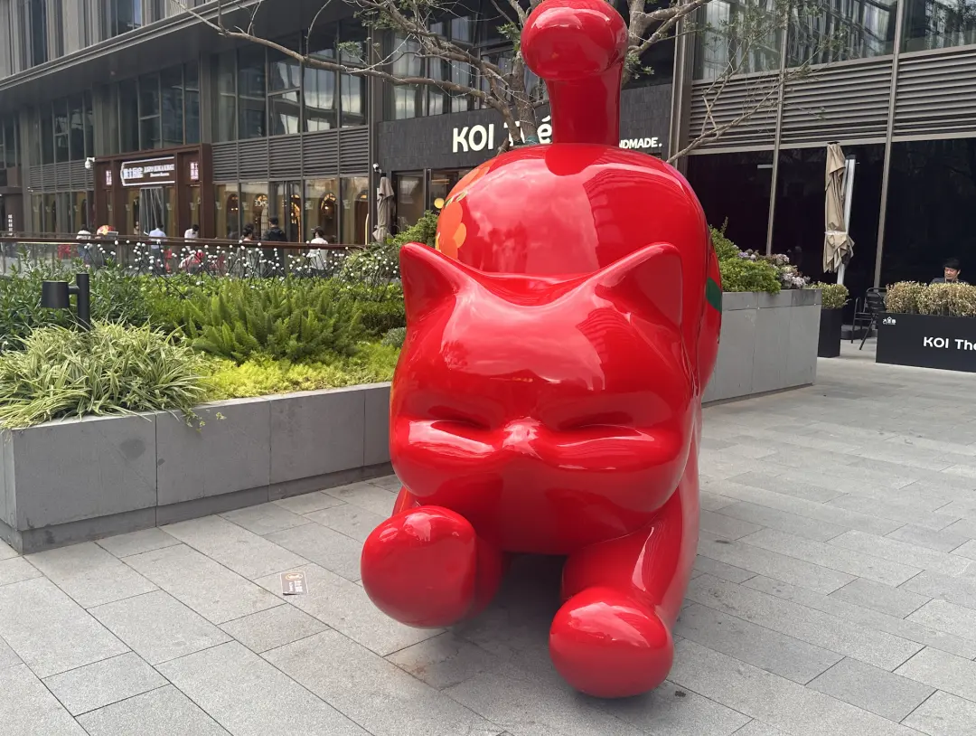 △大吉巷里的艺术装饰。（图/吃卜宝 摄）