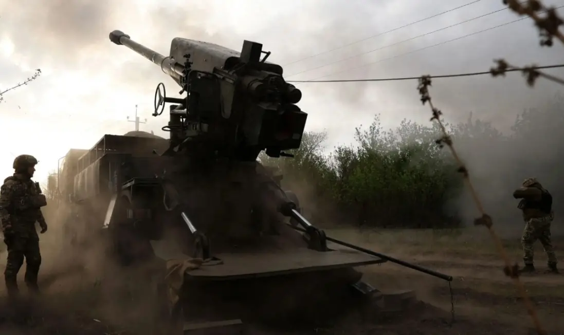 俄军事专家鲍里斯·罗任认为，俄军若要完全控制顿巴斯，仍需攻克斯拉维扬斯克等七个城镇。