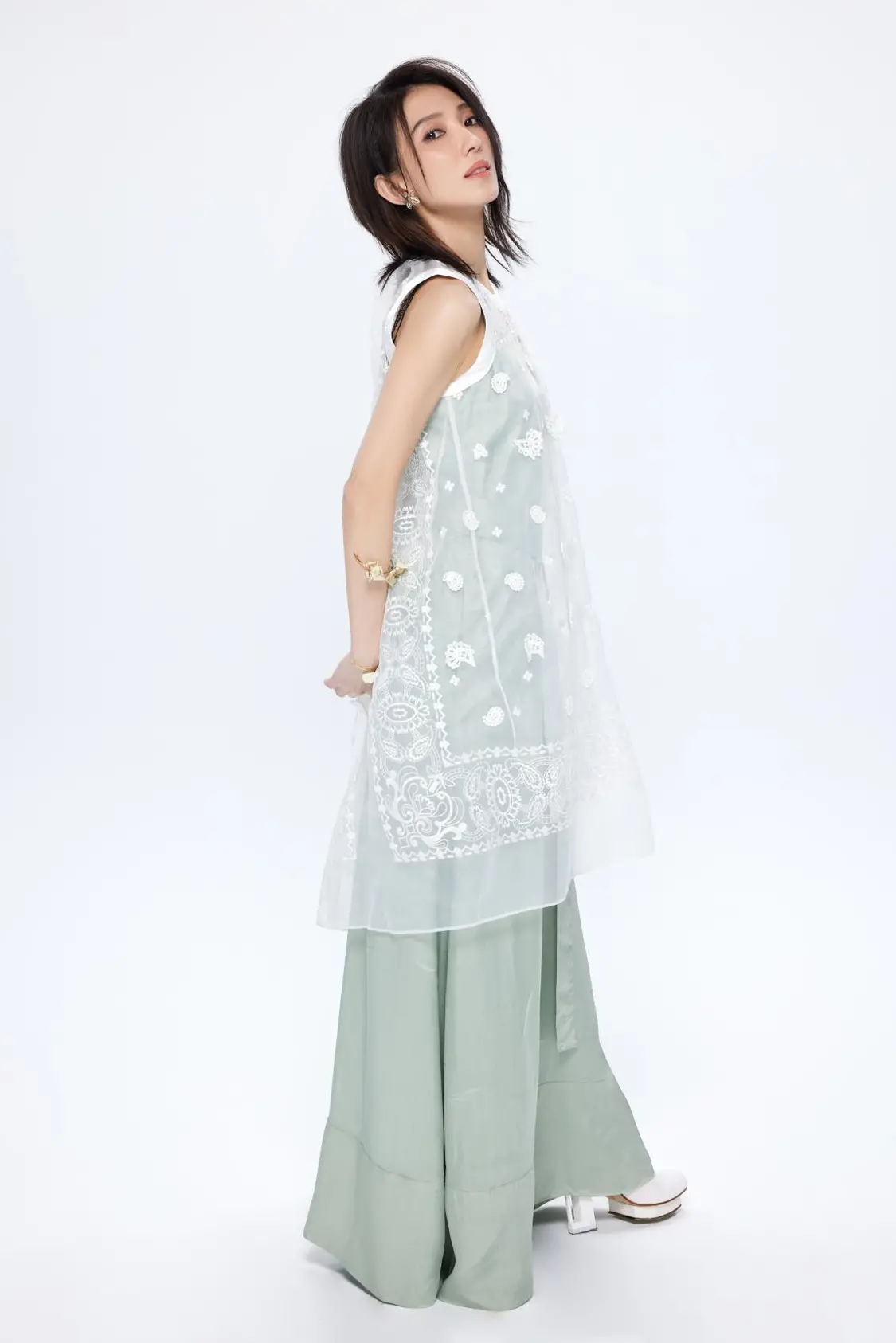 http://img.toumeiw.cn/upload/images/20230717/1a2185f79ecfd084c5c7a0ac39f91d94.jpg