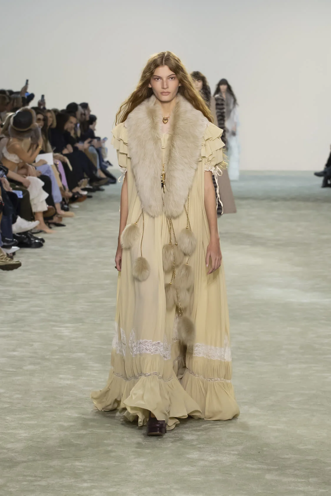 THE EVOLUTION 系列 CHLOÉ 2025冬季系列