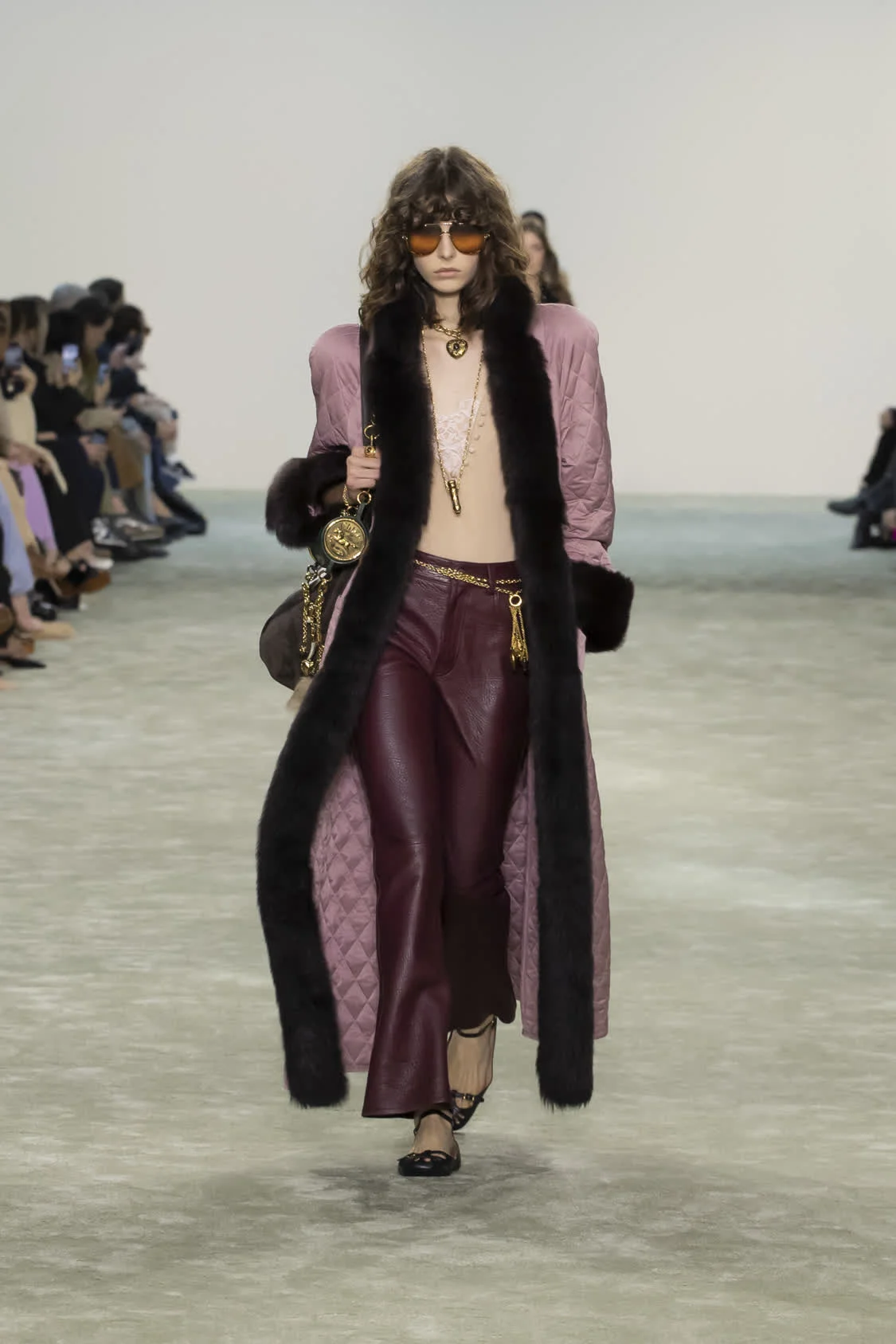 THE EVOLUTION 系列 CHLOÉ 2025冬季系列
