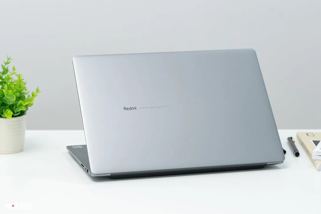 Redmi Book Pro 15 2022锐龙版图赏：全新模具设计，性能也强劲（redmibookpro15锐龙版是什么显卡）
