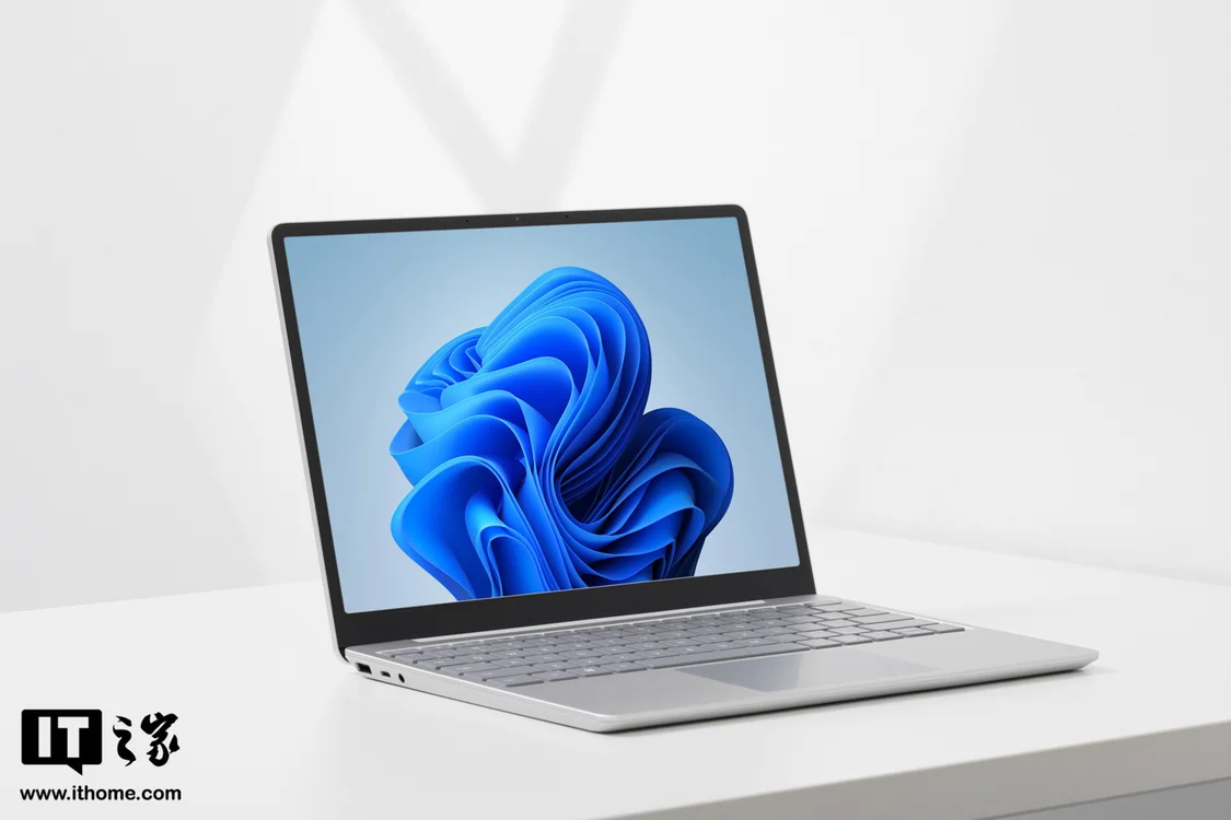 【IT之家开箱】微软SurfaceLaptopGo2亮铂金图赏