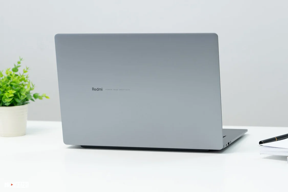 Redmi Book Pro 15 2022锐龙版图赏：全新模具设计，性能也强劲（redmibookpro15锐龙版是什么显卡）