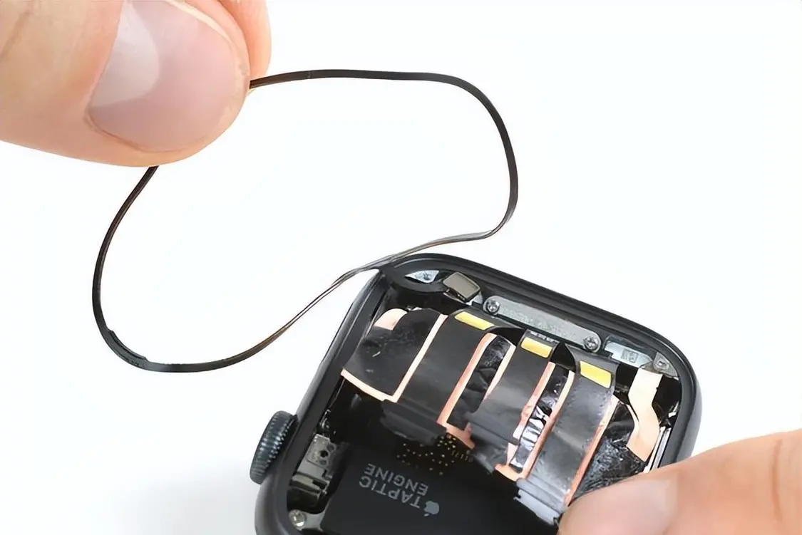 不止有USB-C接口，分析师称iPhone 15 Pro将采用固态按键设计-苹果15寸pro