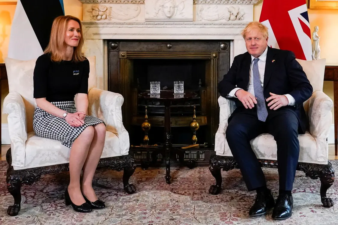 ↑6月6日，爱沙尼亚总理卡拉斯与英国首相鲍约翰逊举行双边会议