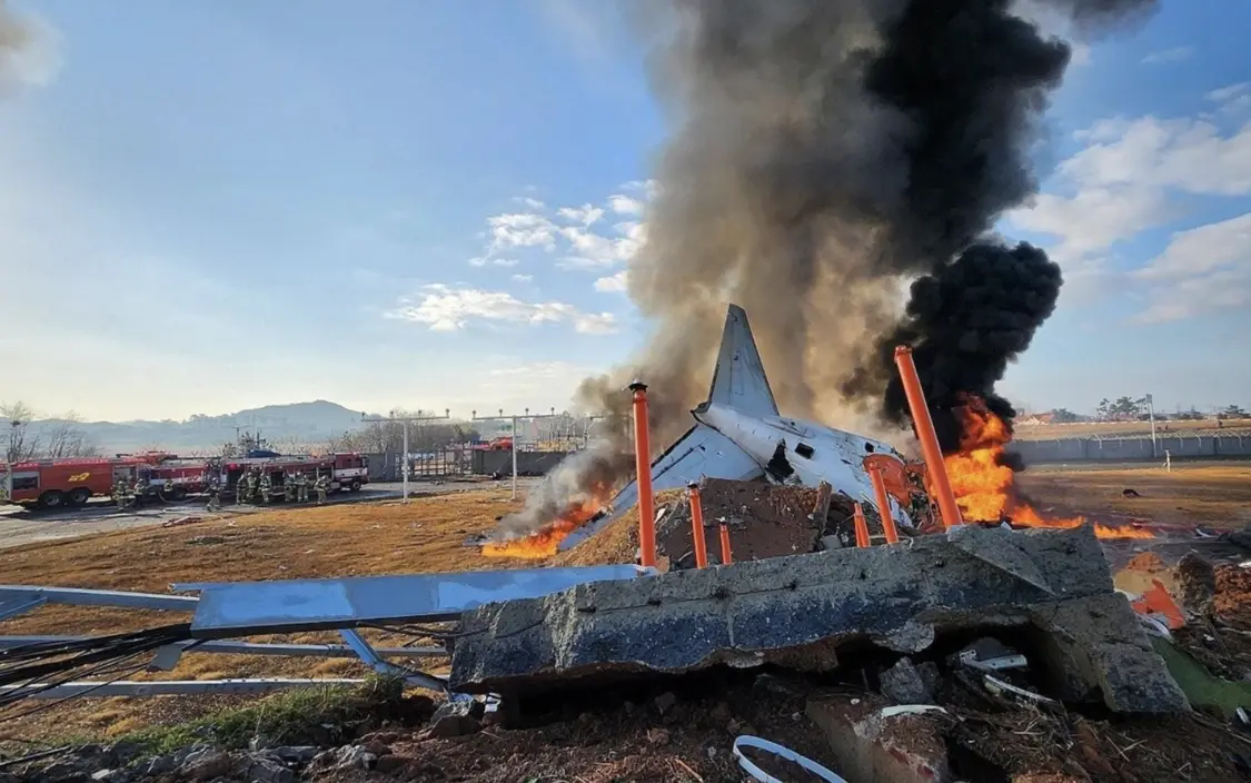 韩国客机撞墙起火事故中乘客国籍公布...