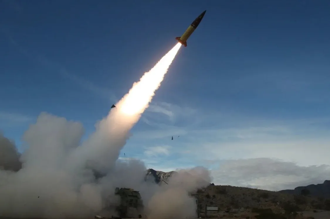 早期版本的“陆军战术导弹”（ATACMS）（美联社）