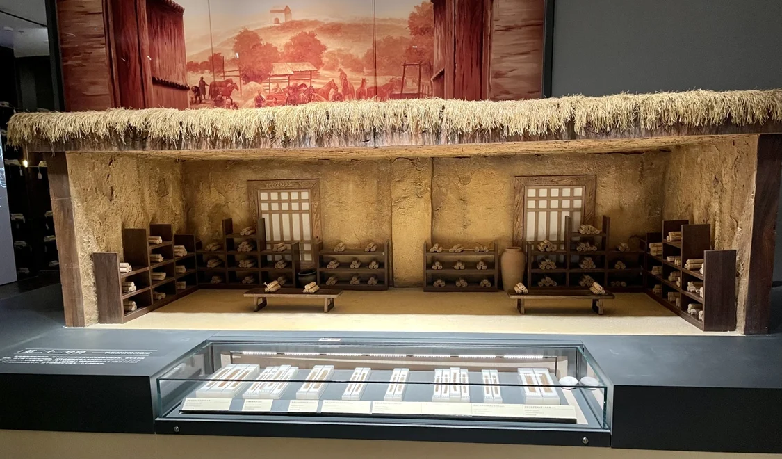 甲渠候官的档案室复原