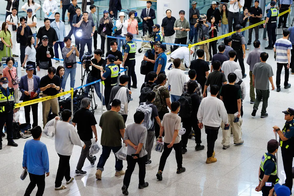 ��9��12�գ���������������ͻ������б������ĺ������˵ִ��ʴ����ʻ��� ͼ���Ӿ��й�