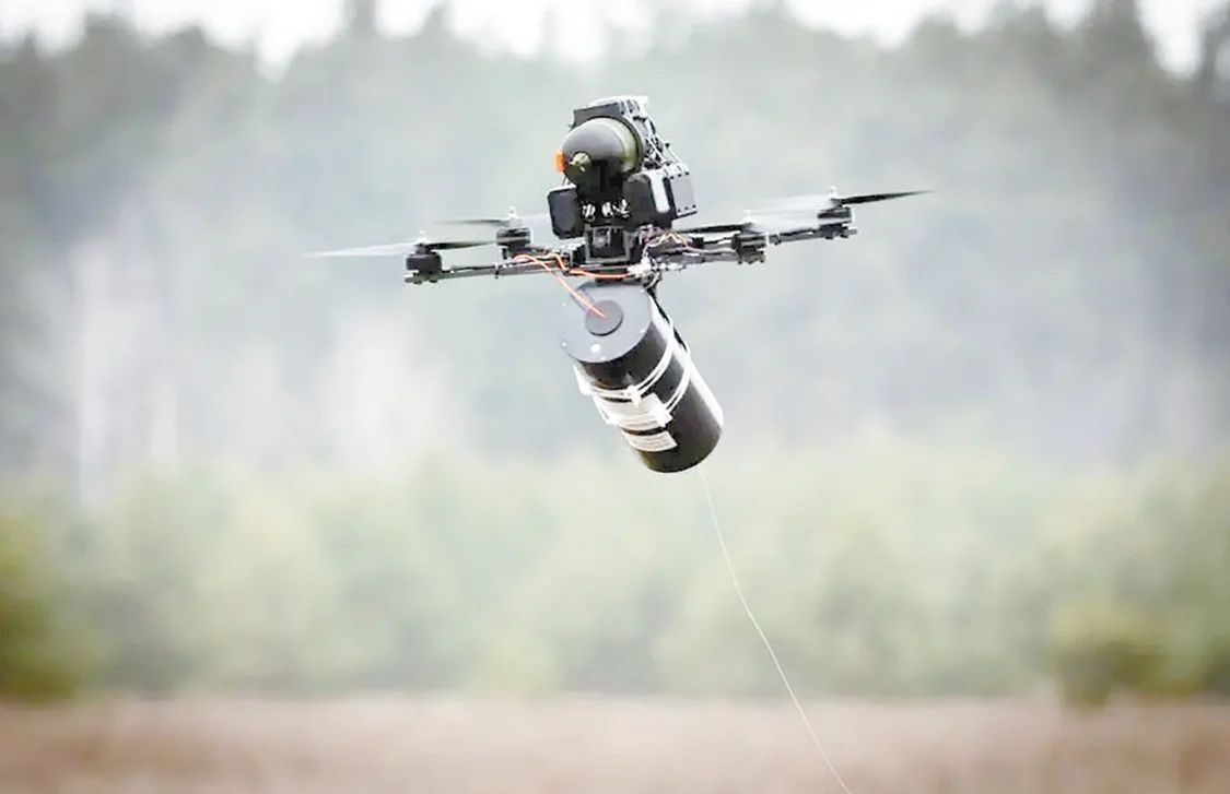 光纤制导无人机