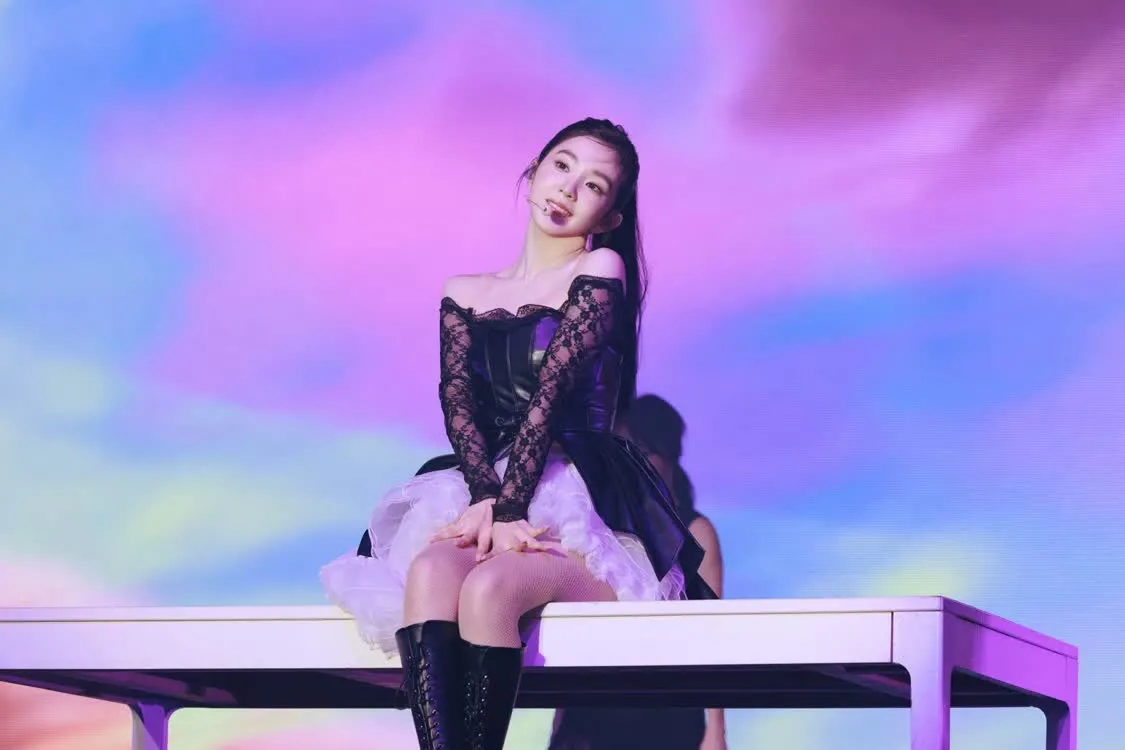 IRENE首次个人亚洲巡演04.jpg