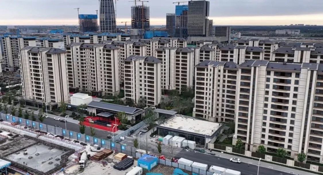 客户排队等讲解、组团看样板间，雄安新区楼市“五一”假期也热闹_https://www.izongheng.net_快讯_第5张