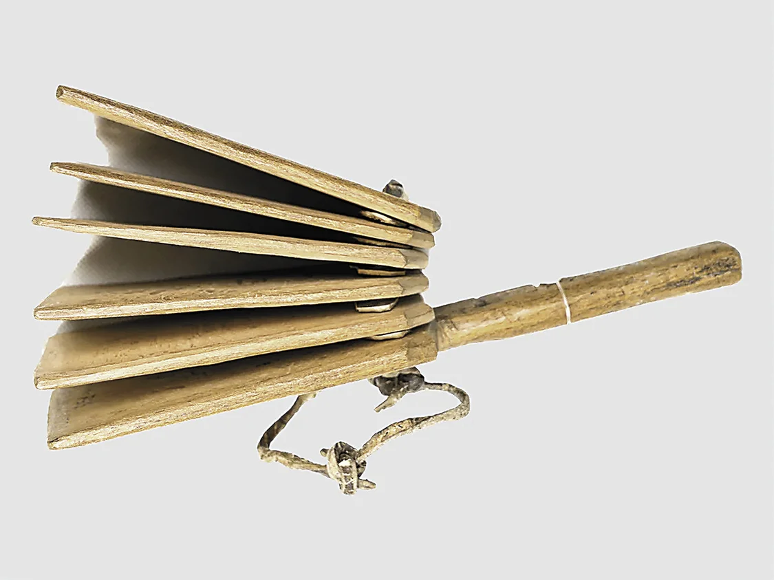 摇奏体鸣乐器“法契契”