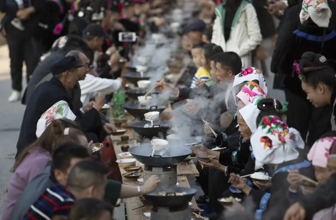 风声｜30村民吃祝寿宴被干部劝离，权力之手不要伸得太长