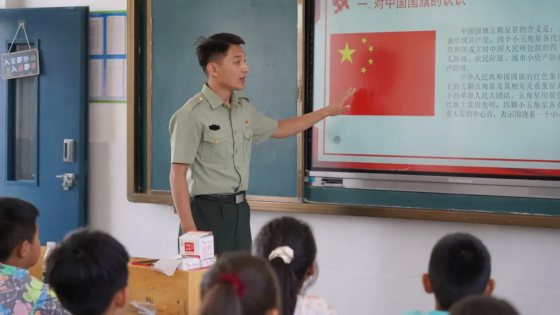 建筑建造bob电子娱乐赴睢宁县李集镇中心小学开展党建共建助学帮扶活动