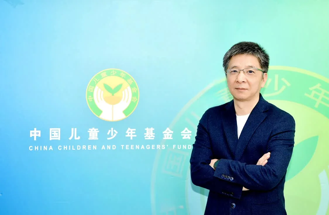 中国儿童少年基金会秘书长李忠明