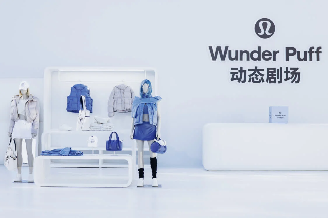 演员韩东君惊喜现身lululemon天猫超级品牌日，演绎冬日型