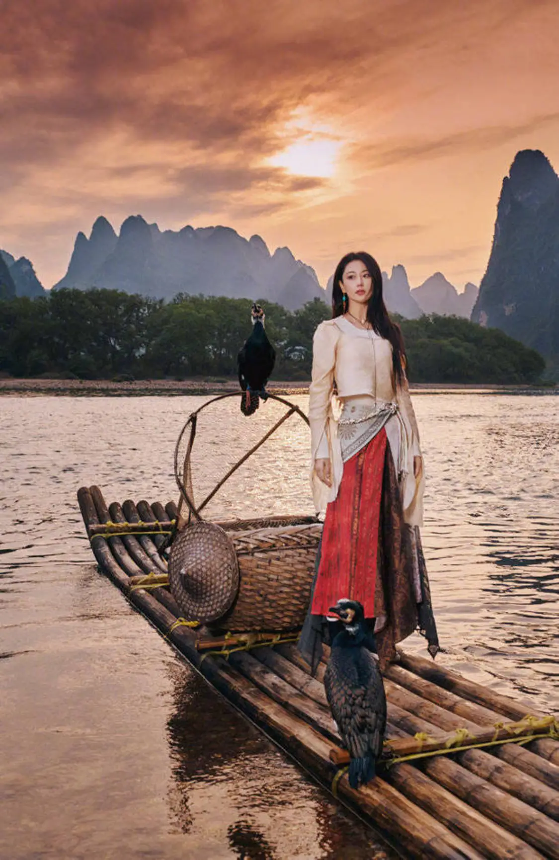 张馨予身材比例完美。