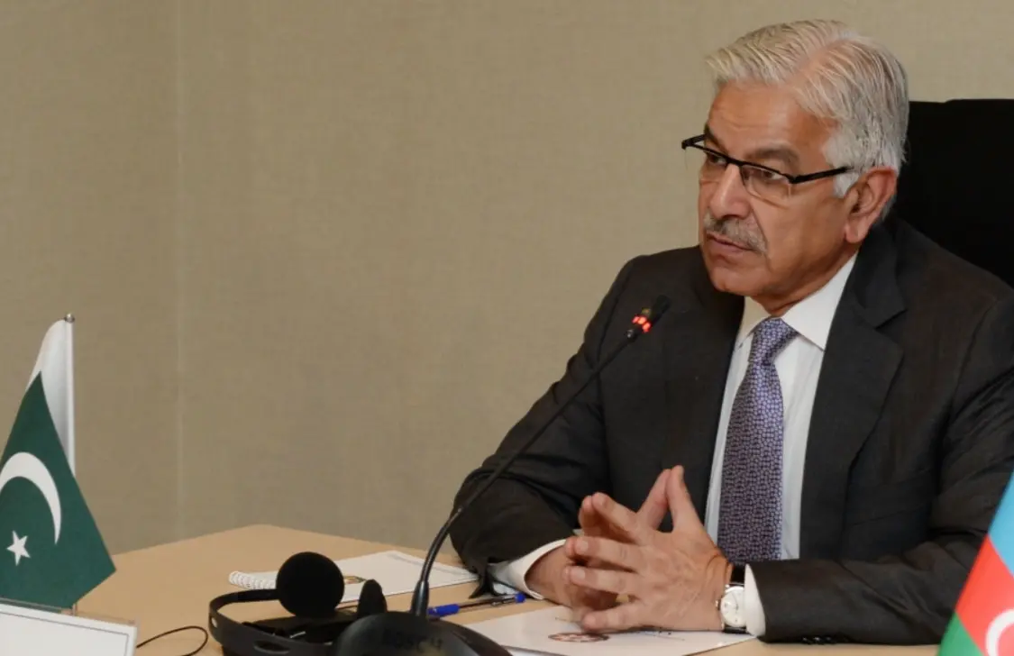 图为巴基斯坦国防部长赫瓦贾·阿西夫