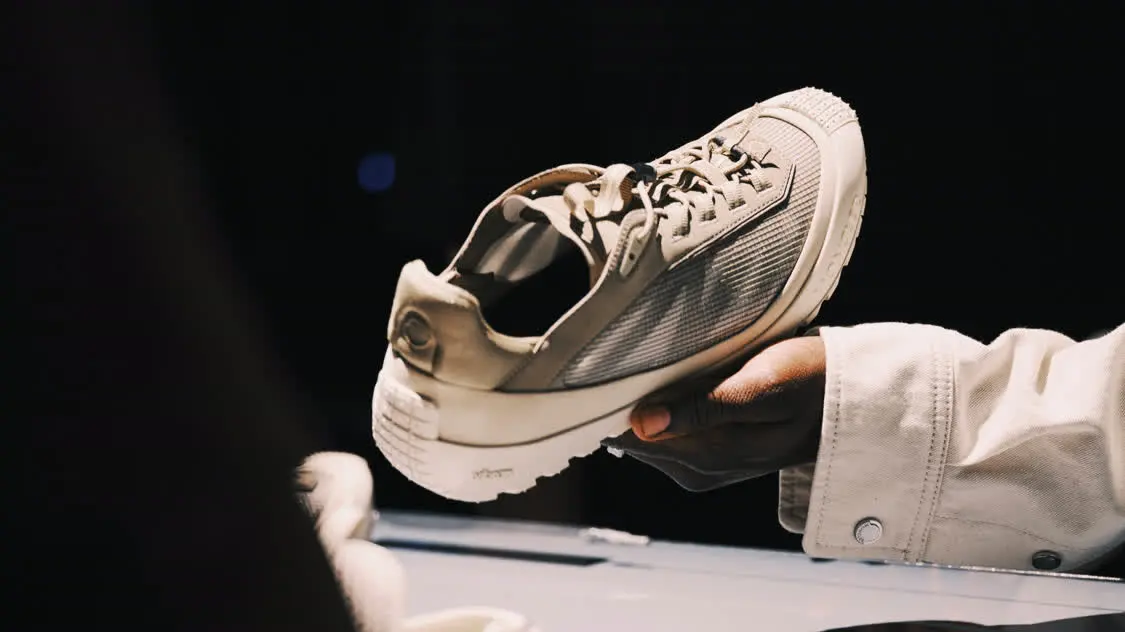 盟可睐MONCLER鞋履携STUDIO ASCENTI登临纽约  启幕「巅峰视界」