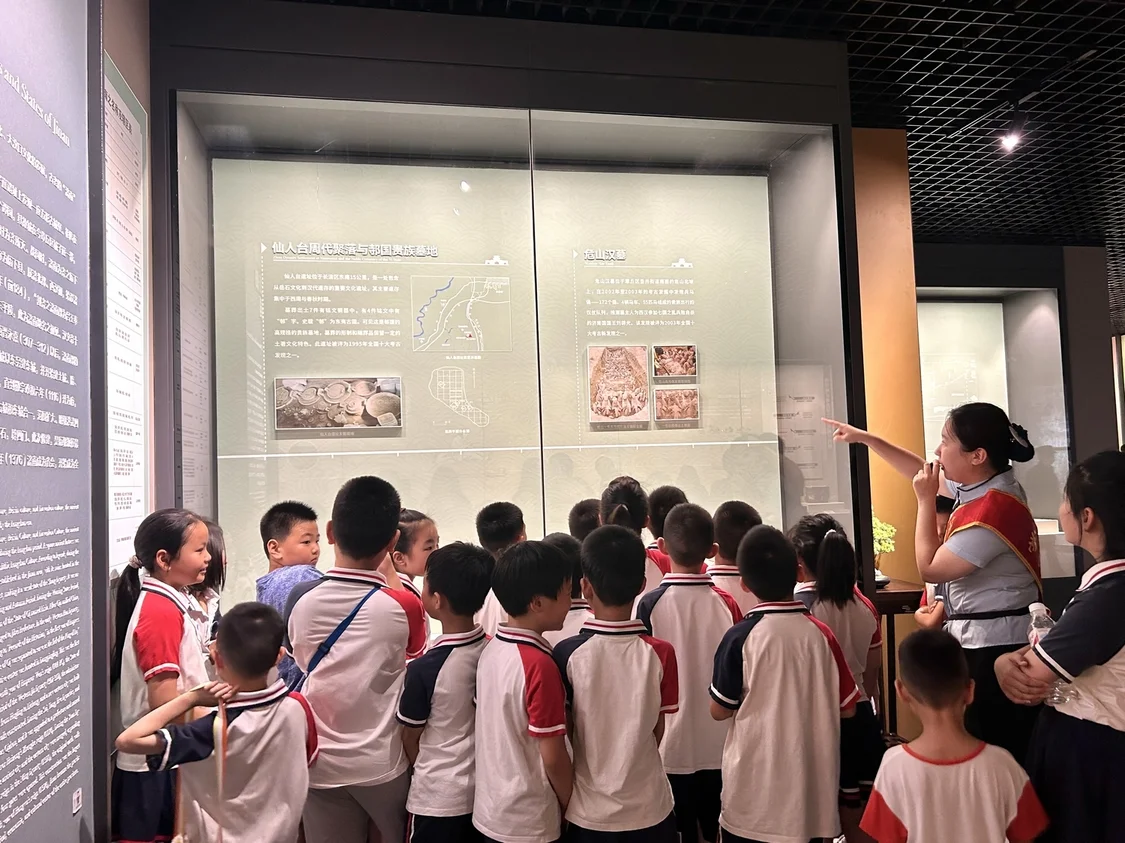 童趣研历史 文脉永相传——济南市舜玉小学二（3）中队走进济南市博物馆