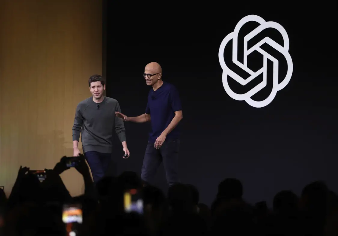 OpenAI CEO奥特曼与微软CEO纳德拉
