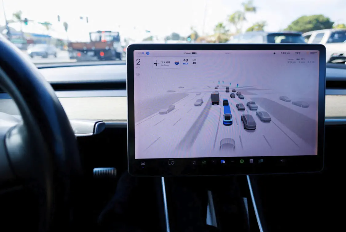 Model 3中的FSD系统