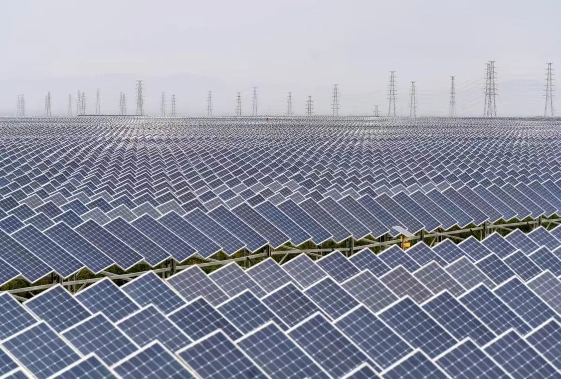 宁夏银川的太阳能电池板