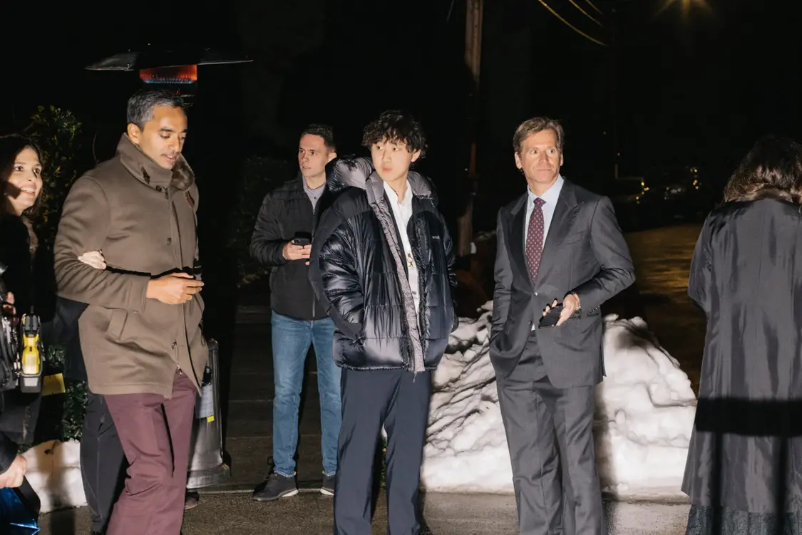 扎克伯格利用人才收购挖来汪滔