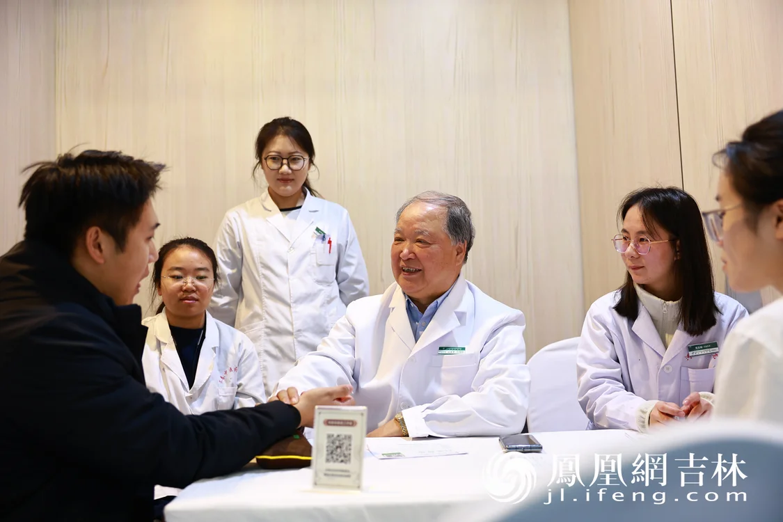 534家企业、7个国际展团……今天,全球医健目光聚焦长春!