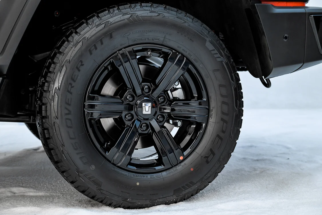 Ϊ��ѩ����ԽҰ���� ̹��300���ذ����У��ۼ�22.68��Ԫ��