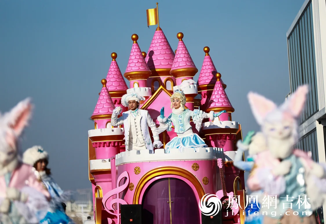 图集丨肆季南河粉雪嘉年华正式开园